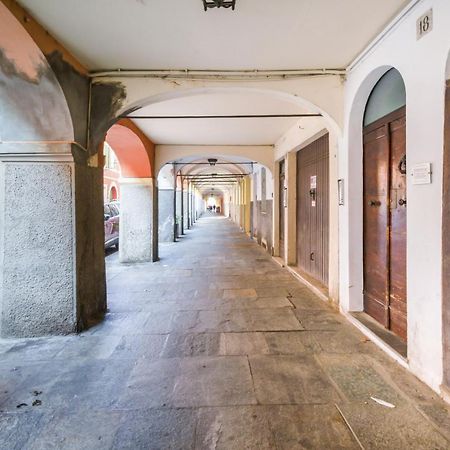 Parma Portici Antichi Monolocale A 5 Min Dal Duomo Apartment Exterior foto